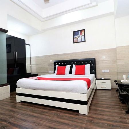 Oyo 30848 Hotel Signature Firozpur エクステリア 写真