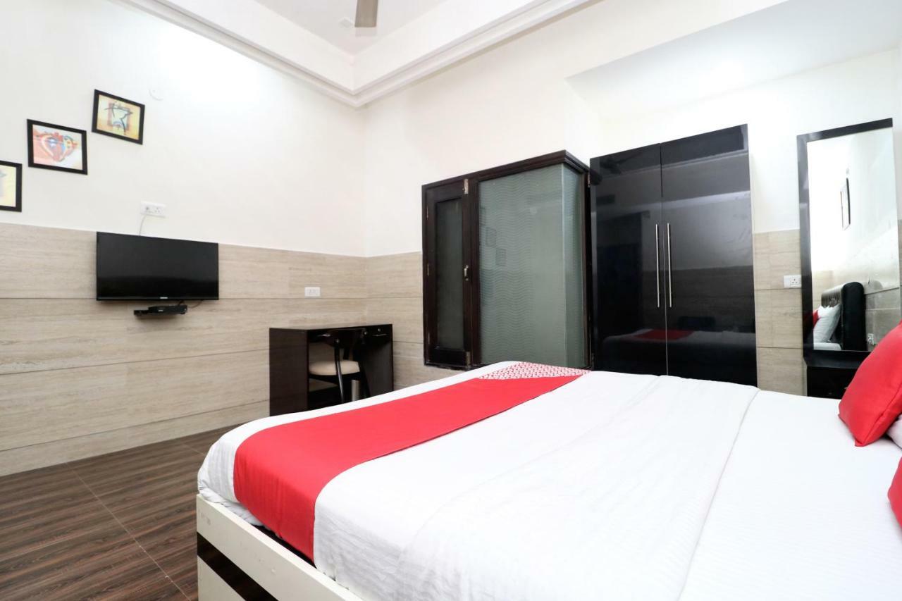 Oyo 30848 Hotel Signature Firozpur エクステリア 写真